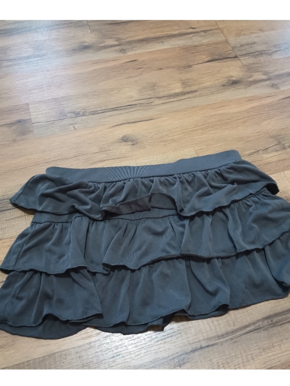 Edikted Ruffle Mini Skirt - Picture 3 of 4